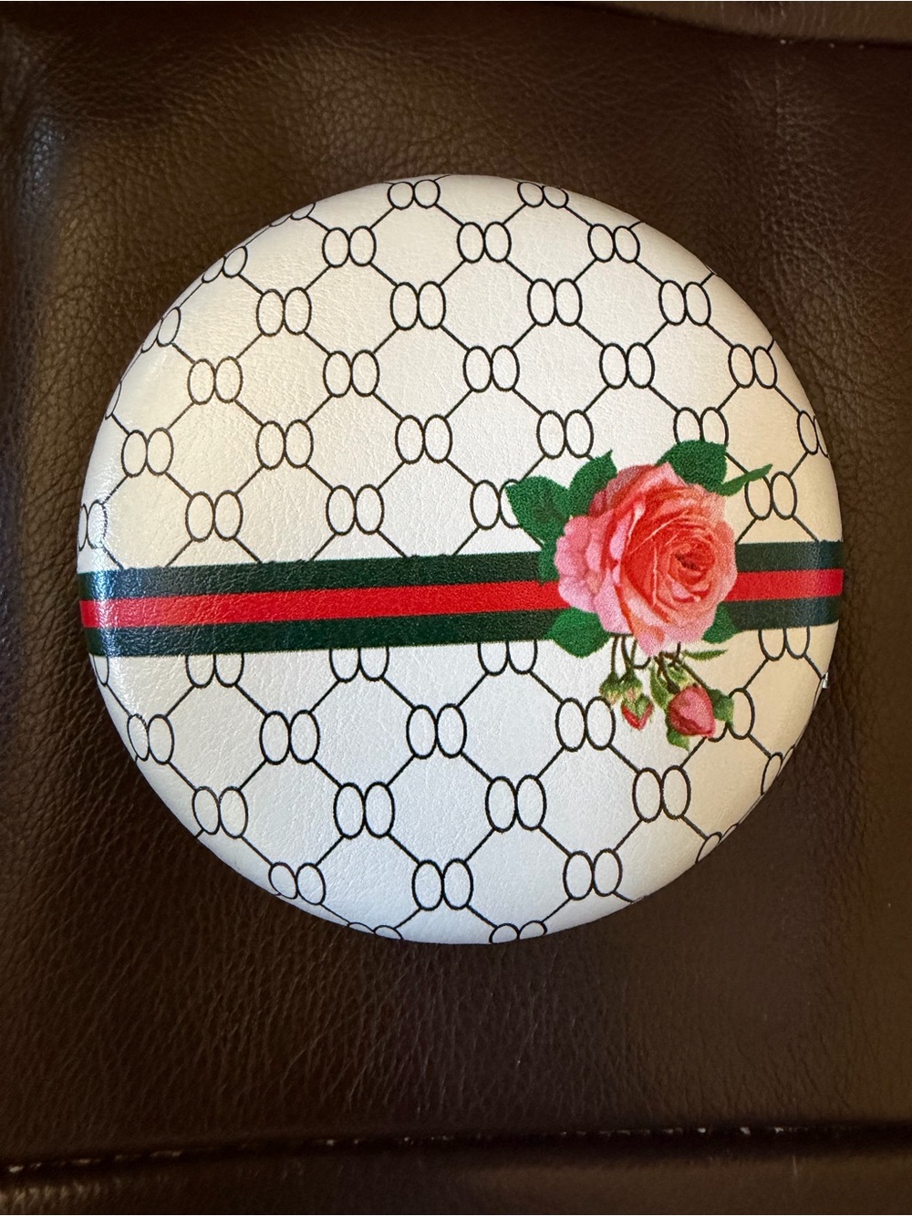 Round Fashion Compact Mirror NWOT - Picture 3 of 3